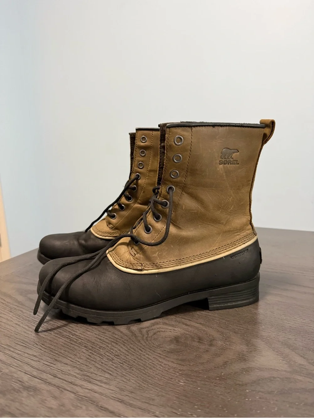 SOREL Women’s Emelie Waterproof Leather Duck Boots Brown Black Size 10